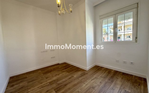 Revente - Appartement - Marbella - Nueva Andalucía