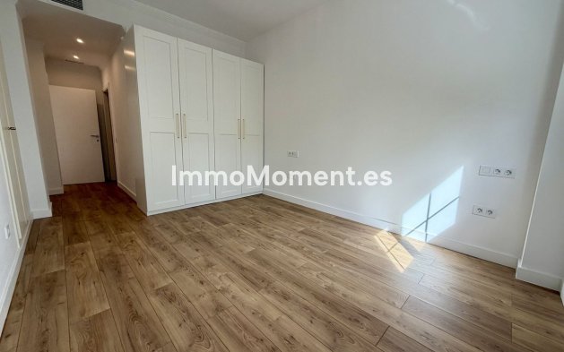 Revente - Appartement - Marbella - Nueva Andalucía