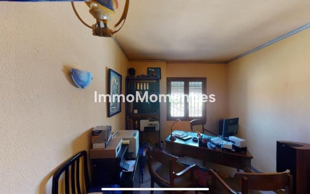 Wiederverkauf - Freistehende Villa - Marbella - Marbella Centro