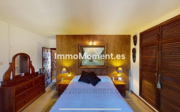 Wiederverkauf - Freistehende Villa - Marbella - Marbella Centro