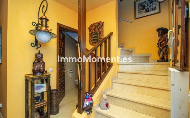 Wiederverkauf - Freistehende Villa - Marbella - Marbella Centro