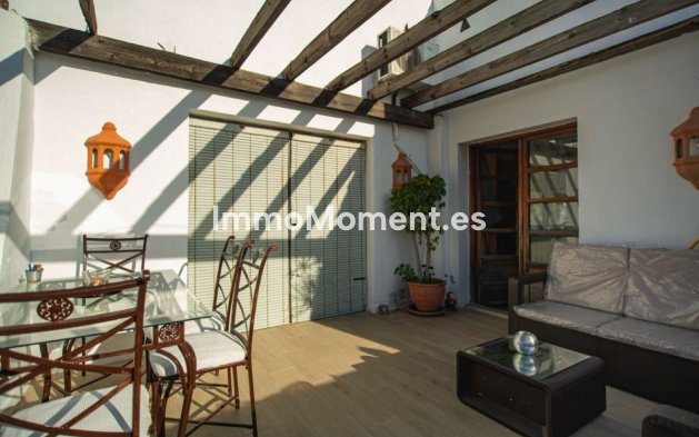 Wiederverkauf - Freistehende Villa - Marbella - Marbella Centro