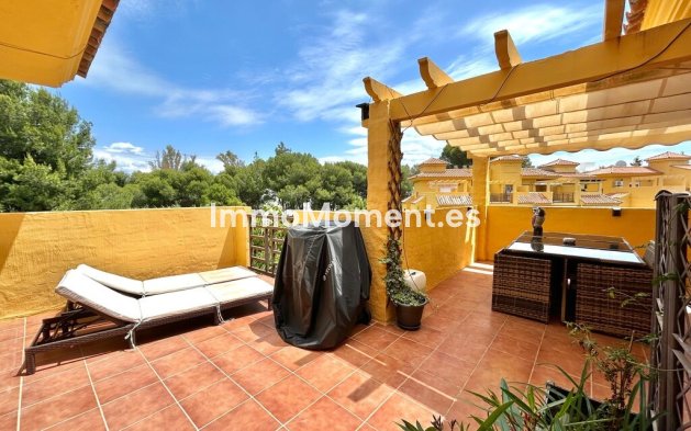 Resale - Detached villa - Estepona - Estepona Centro