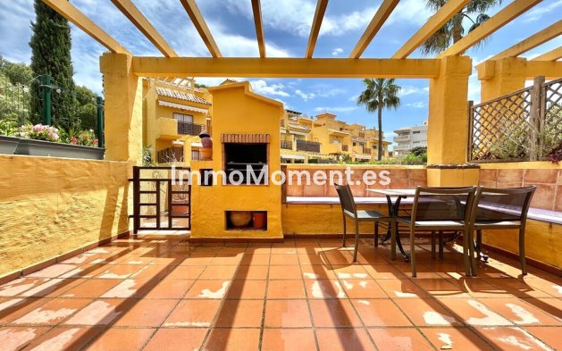 Resale - Detached villa - Estepona - Estepona Centro