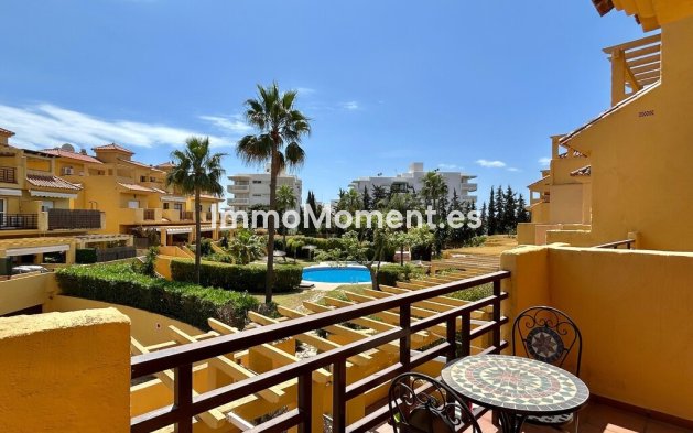 Resale - Detached villa - Estepona - Estepona Centro