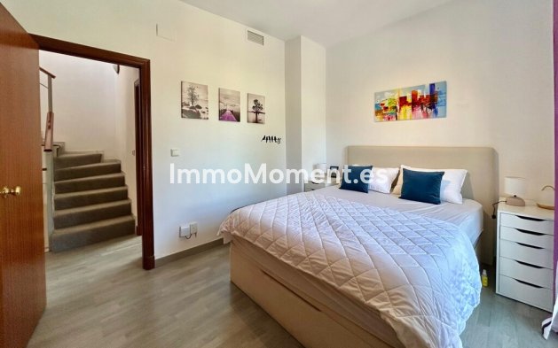 Resale - Detached villa - Estepona - Estepona Centro
