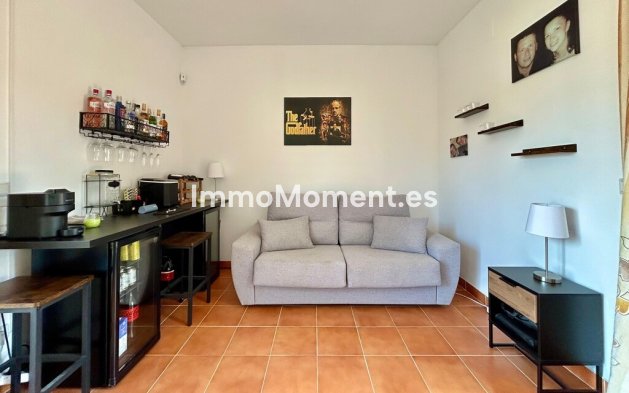 Resale - Detached villa - Estepona - Estepona Centro