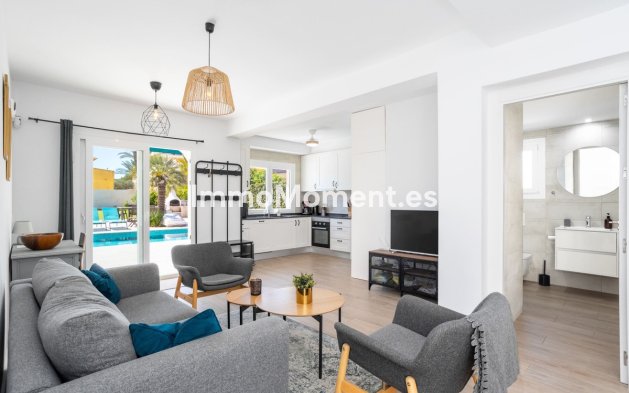 Wiederverkauf - Freistehende Villa - Orihuela - Playa Flamenca