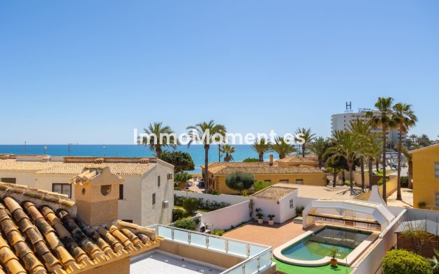 Wiederverkauf - Freistehende Villa - Orihuela - Playa Flamenca