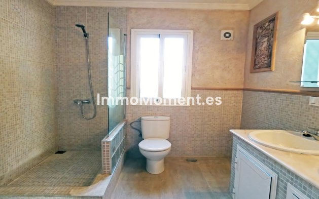 Resale - Country house - Inland  - Alhaurín el Grande Centro