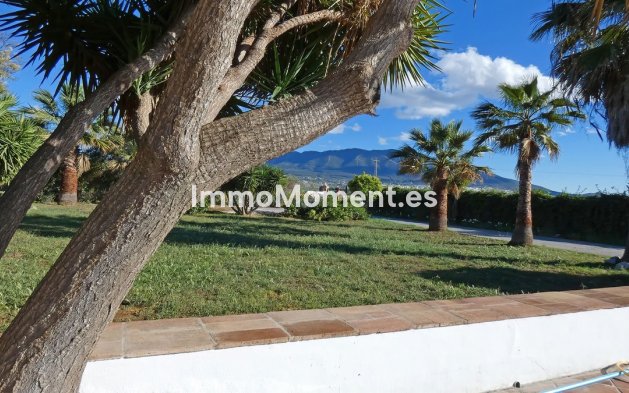 Resale - Country house - Inland  - Alhaurín el Grande Centro