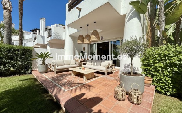 Revente - Villa individuelle - Estepona  - Costalita