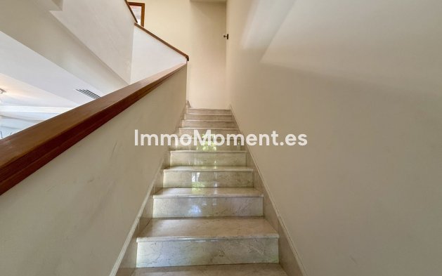 Revente - Villa individuelle - Estepona  - Costalita