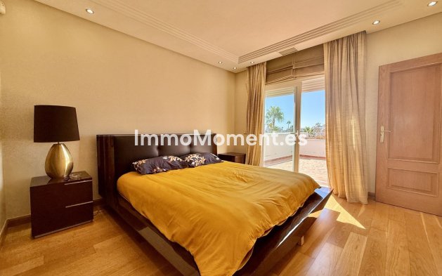 Revente - Villa individuelle - Estepona  - Costalita