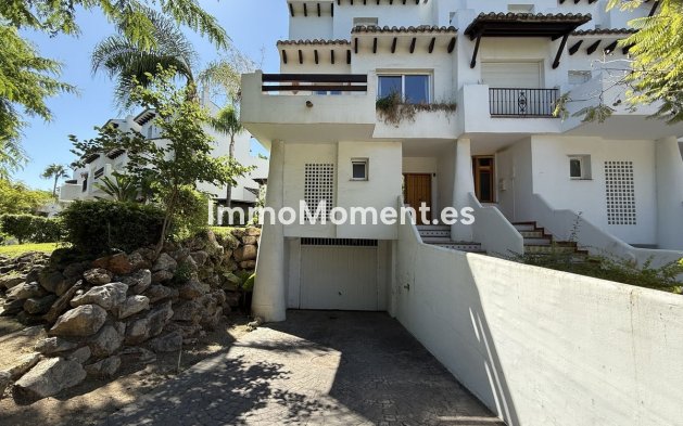 Revente - Villa individuelle - Estepona  - Costalita