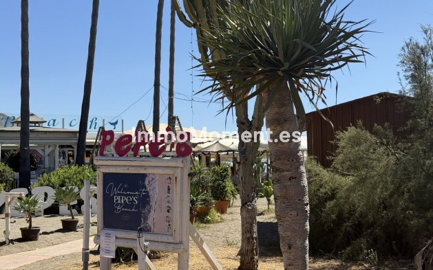 Revente - Villa individuelle - Estepona  - Costalita