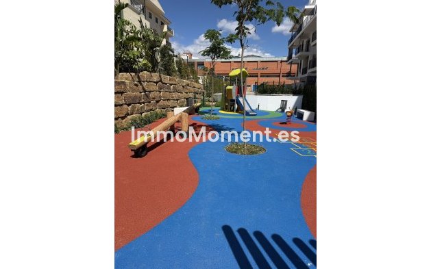 Resale - Apartment - Estepona - Estepona Centro