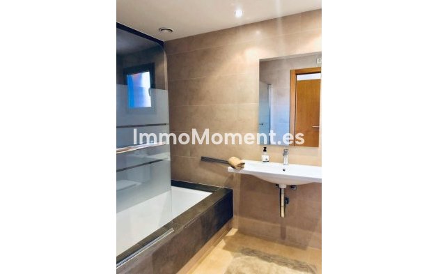Resale - Apartment - Estepona - New Golden Mile