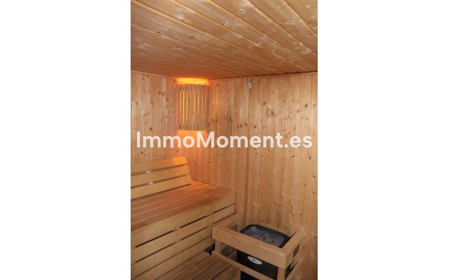 Resale - Apartment - Estepona - New Golden Mile