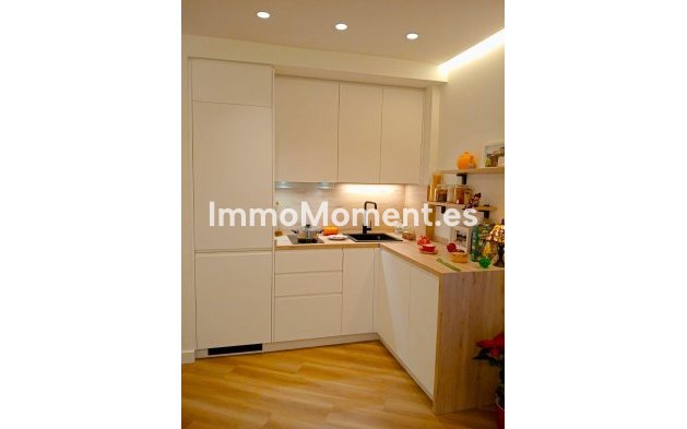 Wiederverkauf - Wohnung - Estepona  - Estepona Centro
