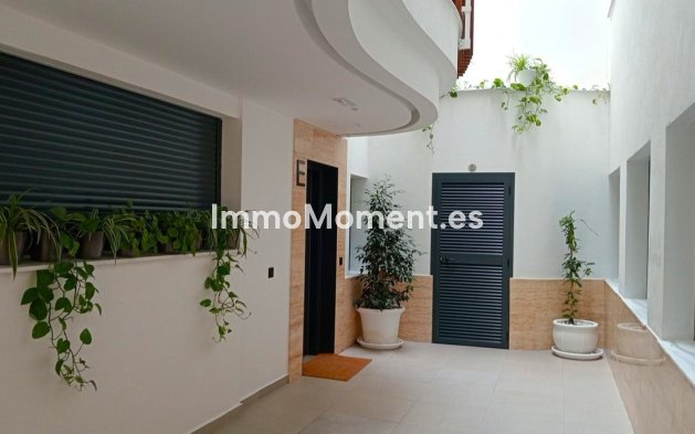 Wiederverkauf - Wohnung - Estepona  - Estepona Centro