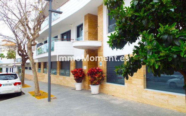 Wiederverkauf - Wohnung - Estepona  - Estepona Centro