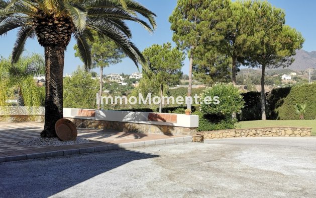 Reventa - Villa independiente - Estepona  - Estepona Centro