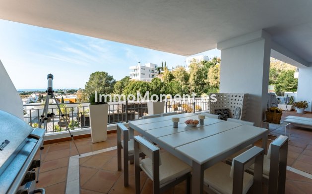 Resale - Apartment - Benahavís - La Quinta