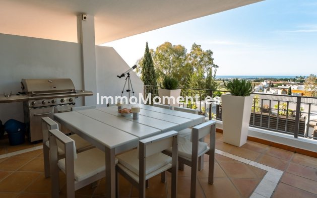 Resale - Apartment - Benahavís - La Quinta