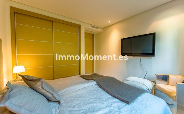 Resale - Apartment - Benahavís - La Quinta