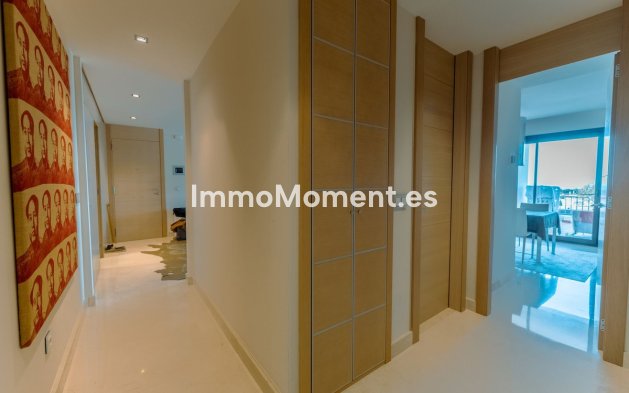 Resale - Apartment - Benahavís - La Quinta