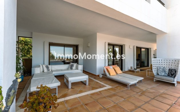 Resale - Apartment - Benahavís - La Quinta