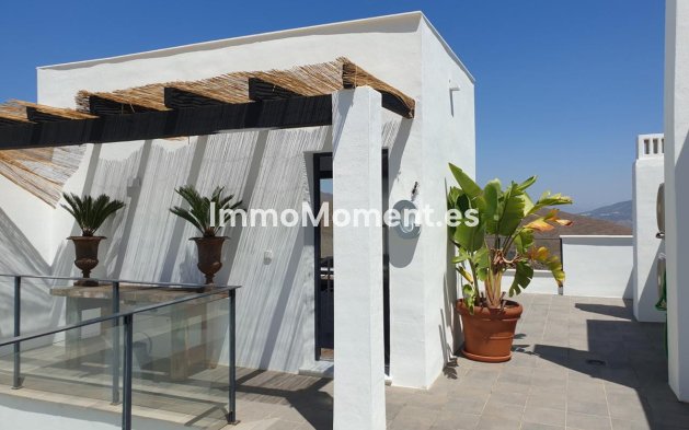 Bestaande woning - Vrijstaande villa - Marbella - La Mairena