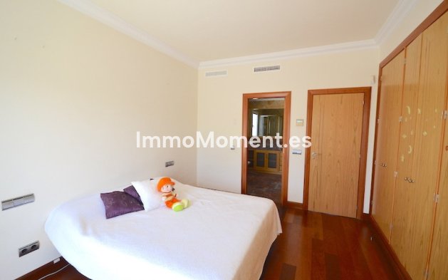 Wiederverkauf - Wohnung - Marbella - Puerto Banús