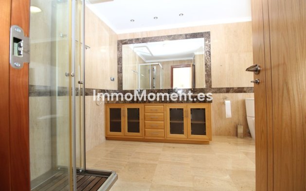 Wiederverkauf - Wohnung - Marbella - Puerto Banús