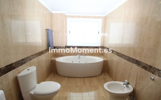Wiederverkauf - Wohnung - Marbella - Puerto Banús