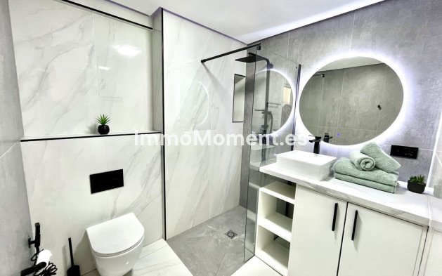 Wiederverkauf - Wohnung - Marbella - Nueva Andalucía