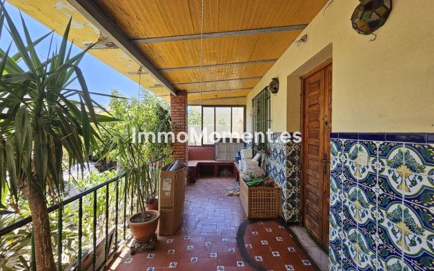 Wiederverkauf - Freistehende Villa - Estepona  - Estepona Centro