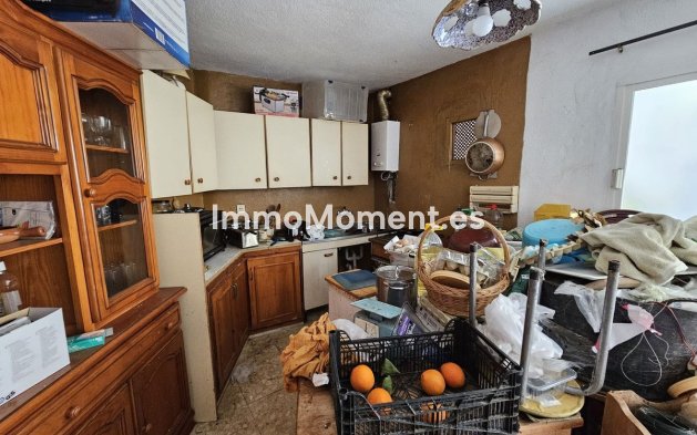 Wiederverkauf - Freistehende Villa - Estepona  - Estepona Centro