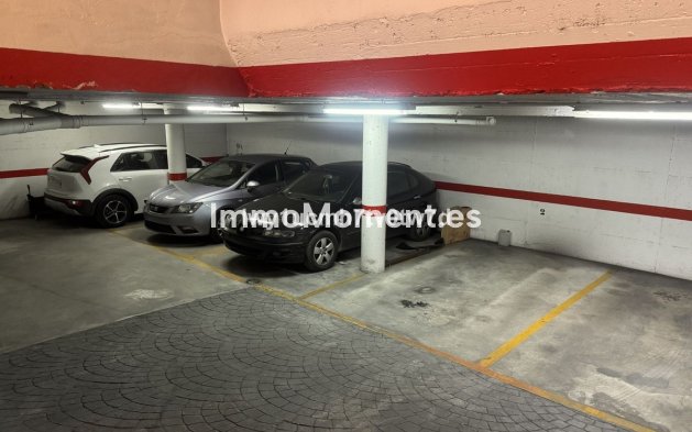 Resale - Apartment - Inland  - Alhaurín de la Torre