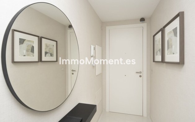 Resale - Apartment - Estepona - Atalaya