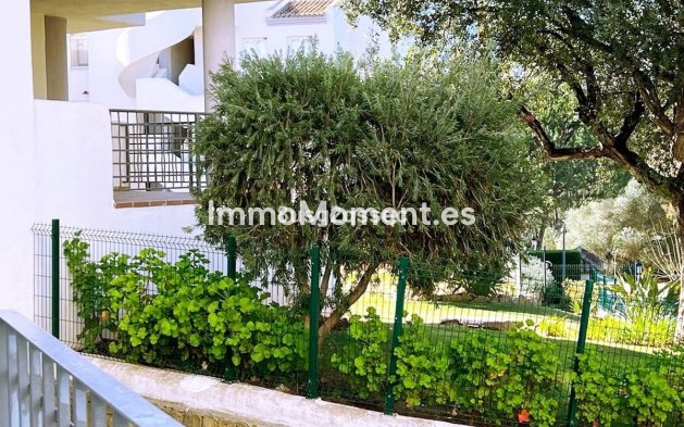 Resale - Apartment - Marbella - Elviria