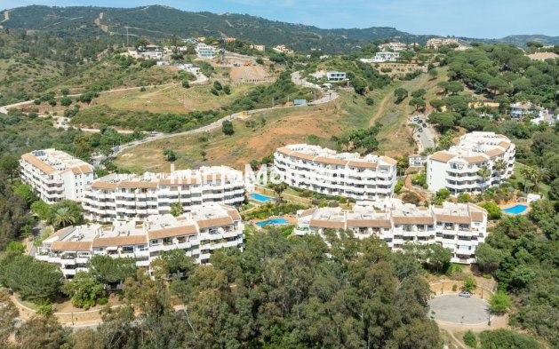 Resale - Apartment - Marbella - Elviria