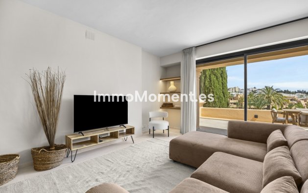 Resale - Apartment - Estepona - Estepona Centro