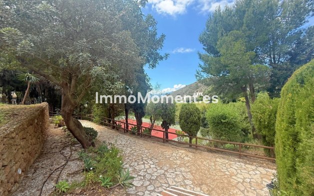 Resale - Villa - Mijas - Mijas Centro