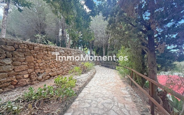 Resale - Villa - Mijas - Mijas Centro