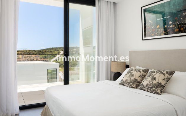 Wiederverkauf - Freistehende Villa - Estepona  - Valle Romano