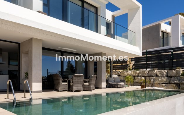 Wiederverkauf - Freistehende Villa - Estepona  - Valle Romano
