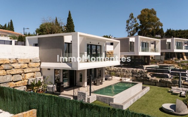 Wiederverkauf - Freistehende Villa - Estepona  - Valle Romano
