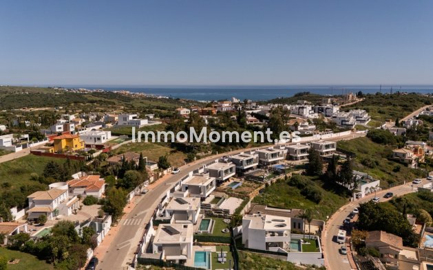 Wiederverkauf - Freistehende Villa - Estepona  - Valle Romano